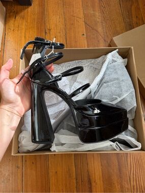 Steve Madden Platform Heels